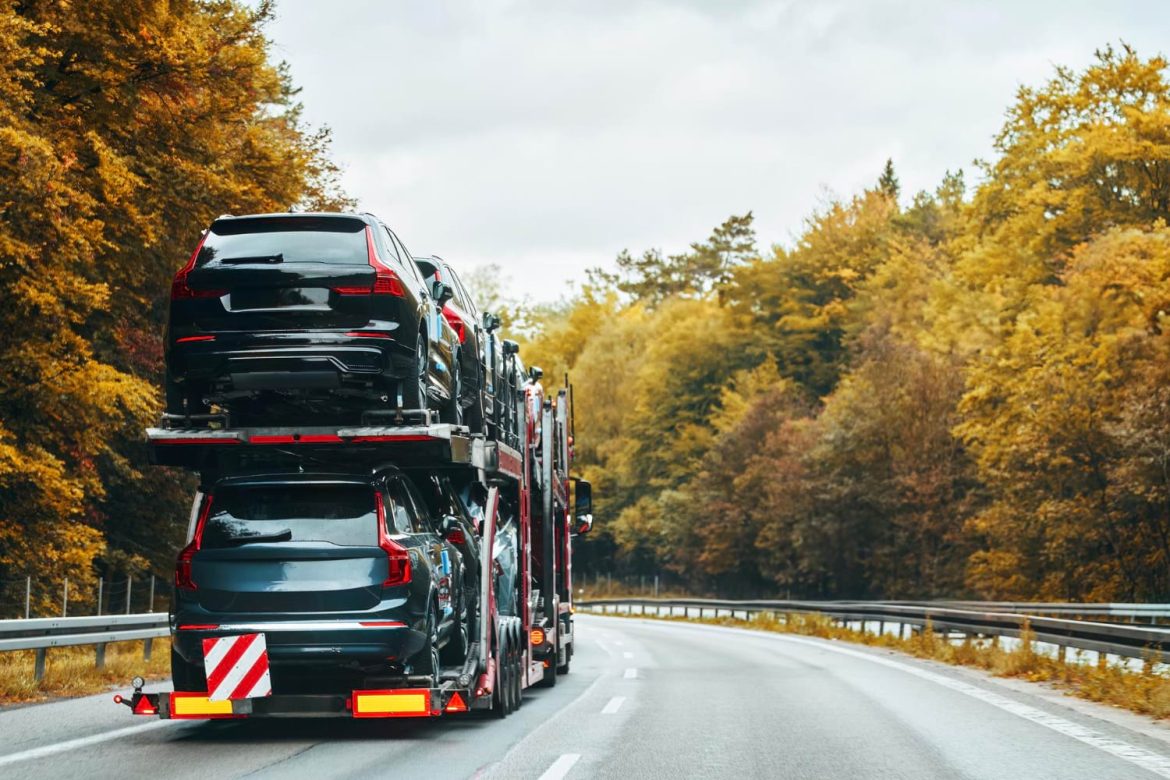 How vehicle transport companies calculate shipping fees